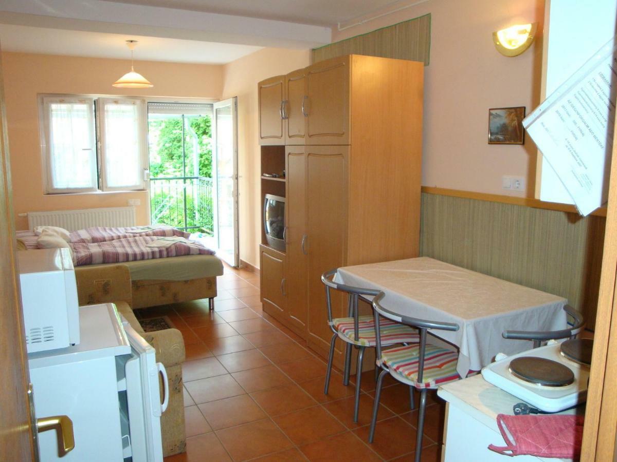 Atlas Apartman บุค ภายนอก รูปภาพ